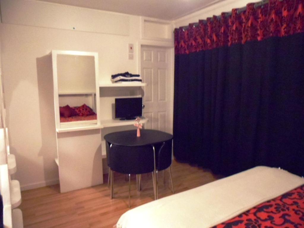 וויימות' Galway Guest House מראה חיצוני תמונה