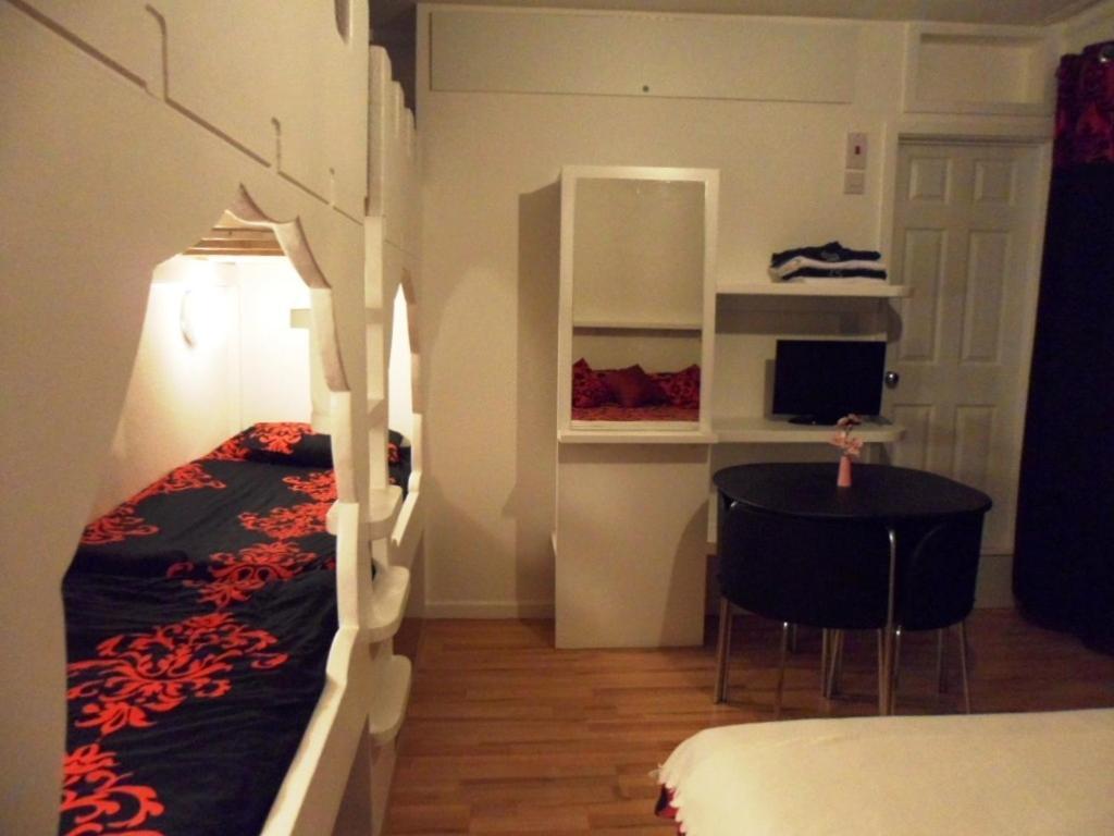 וויימות' Galway Guest House מראה חיצוני תמונה