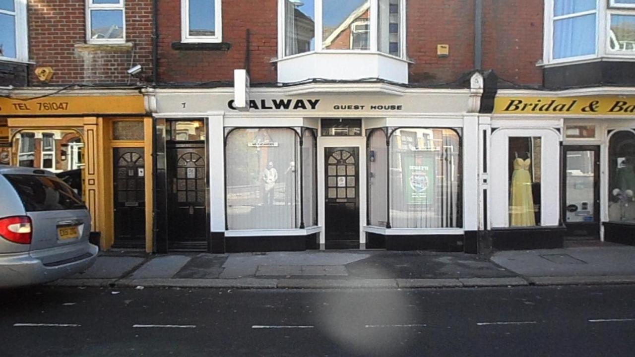 וויימות' Galway Guest House מראה חיצוני תמונה