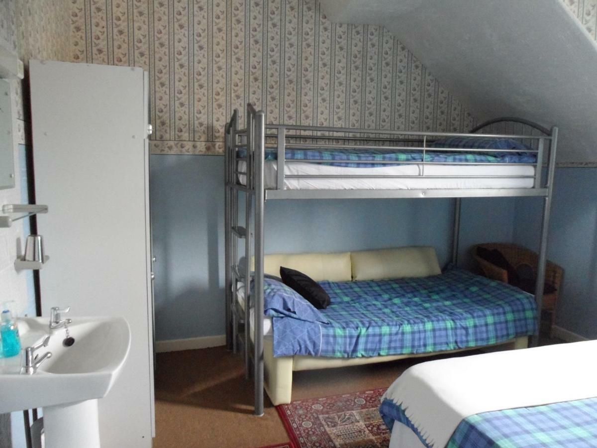 וויימות' Galway Guest House מראה חיצוני תמונה