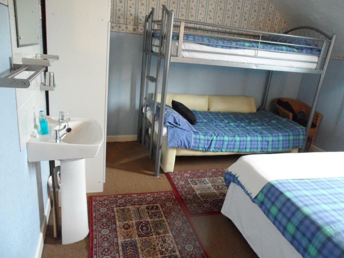 וויימות' Galway Guest House מראה חיצוני תמונה