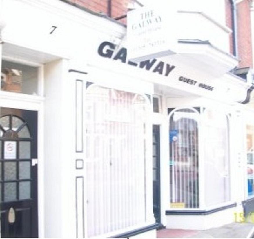 וויימות' Galway Guest House מראה חיצוני תמונה